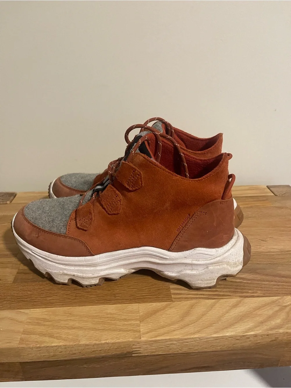 Sorel Women's Kinetic™ Breakthru Caribou Sneaker Boot - Picture 4 of 5